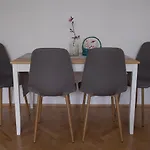 Alexandra City Apartment