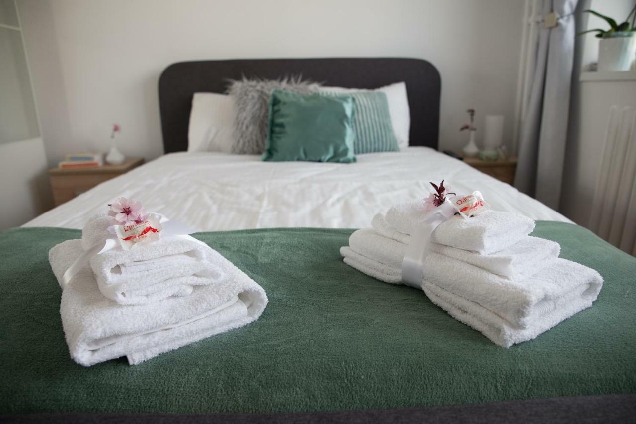 Alexandra City Apartment *